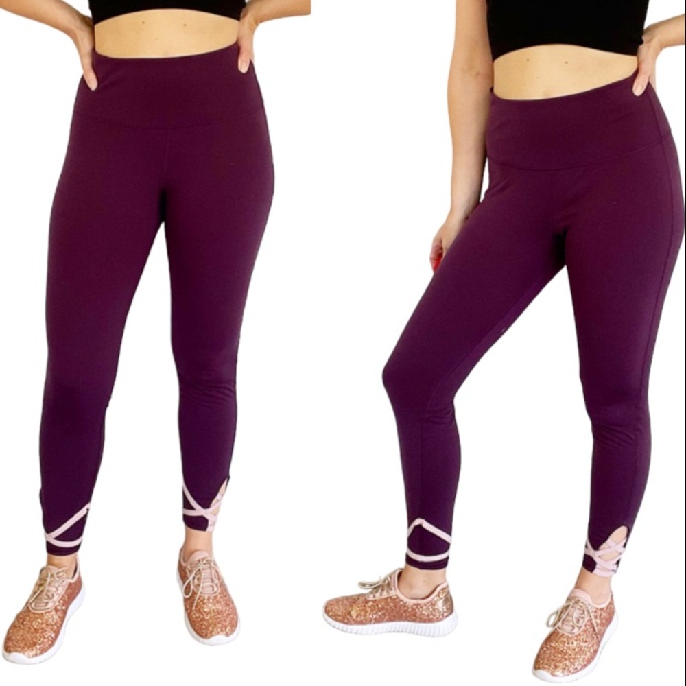 Old Navy Active Go-Dry purple strappy cut out trim leggings size medium